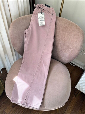 Zara The ZW Ankle Relaxed Straight Leg Jeans in Pink Waist 32 NWT